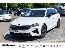 Moonweiss metallic Neu 2025 Skoda Octavia RS Kombi | 38.895 € (Superpreis)