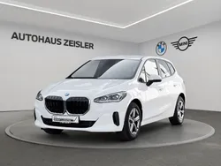 Alpinweiß uni Gebraucht 2024 BMW 216 Active Tourer Van / Kleinbus | 27.320 € (Guter Preis)