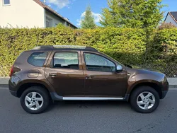 Braun Gebraucht 2010 Dacia Duster Prestige SUV | 7.500 € (Fairer Preis)