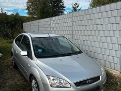Silber Gebraucht 2007 Ford Focus Limousine | 500 € (Superpreis)