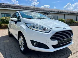 Weiß Gebraucht 2015 Ford Fiesta Kleinwagen | 6.999 € (Guter Preis)