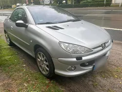 Silber Gebraucht 2004 Peugeot 206 CC Cabrio | 1.350 € (Fairer Preis)