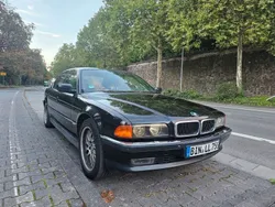 BMW 750