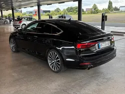 Schwarz Gebraucht 2017 Audi A5 Sportback Ambiente Coupé | 18.000 € (Teuer)