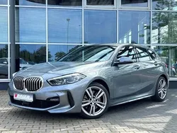 Grau (skyscraper grau metallic) Gebraucht 2023 BMW 120 M Sport Kleinwagen | 29.790 € (Guter Preis)