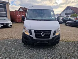 Ice white Gebraucht 2015 Nissan NV400 Comfort Van | 14.999 € (Fairer Preis)
