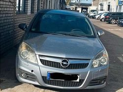 Silber Gebraucht 2009 Opel Vectra Limousine | 3.000 € (Fairer Preis)