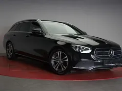 Schwarz Gebraucht 2023 Mercedes E220 Avantgarde Limousine | 31.990 € (Superpreis)