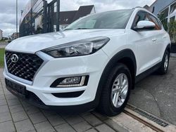 Weiß Gebraucht 2020 Hyundai Tucson Trend SUV | 16.590 € (Guter Preis)