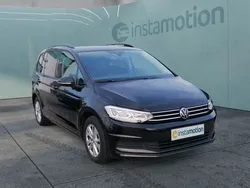 Schwarz Gebraucht 2020 VW Touran Comfortline Van / Kleinbus | 26.590 € (Fairer Preis)