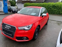Rot Gebraucht 2014 Audi A1 Ambition Kleinwagen | 11.900 € (Etwas zu teuer)