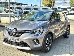 Grau Gebraucht 2024 Renault Captur Techno SUV | 21.990 € (Fairer Preis)