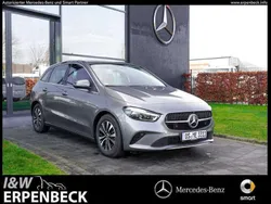 Andere farbe Gebraucht 2024 Mercedes B180 Van / Kleinbus | 39.850 €