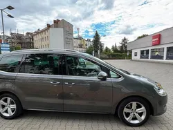 Grau Gebraucht 2015 VW Sharan Comfortline Van / Kleinbus | 20.000 € (Guter Preis)