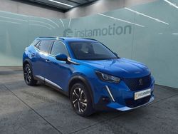 Blau Gebraucht 2021 Peugeot e-2008 Allure SUV | 22.690 € (Etwas zu teuer)
