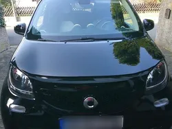 Schwarz Gebraucht 2015 Smart ForFour Kleinwagen | 6.499 € (Fairer Preis)