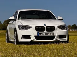 Weiß Gebraucht 2013 BMW 120 Performance Kleinwagen | 14.990 €