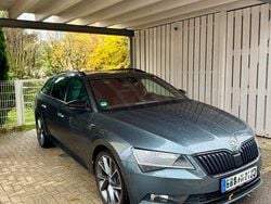 Grau Gebraucht 2019 Skoda Superb SportLine Kombi | 27.500 € (Guter Preis)