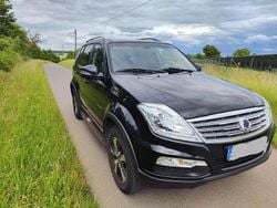 Schwarz Gebraucht 2016 Ssangyong (KGM) Rexton SUV | 7.950 € (Superpreis)