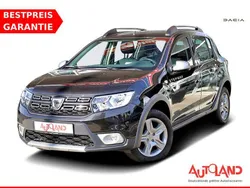 Schwarz Gebraucht 2020 Dacia Sandero Stepway Kleinwagen | 14.990 € (Etwas zu teuer)