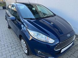 Blau Gebraucht 2015 Ford Fiesta Trend Limousine | 6.990 € (Fairer Preis)