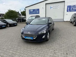 Blazerblau Gebraucht 2021 Ford Focus Limousine | 16.600 € (Fairer Preis)