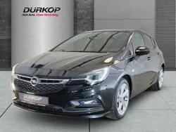 Schwarz Gebraucht 2018 Opel Astra Limousine | 10.990 € (Fairer Preis)