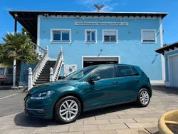 Grün Gebraucht 2017 VW Golf VII Comfortline Limousine | 14.999 € (Fairer Preis)