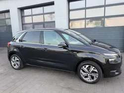 Schwarz Gebraucht 2015 Citroën C4 Picasso Exclusive Van / Kleinbus | 5.700 € (Fairer Preis)