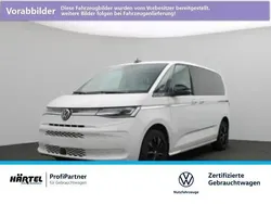 Rot (deep black perleffekt/ fortanarot metallic) Gebraucht 2024 VW T7 Life Van | 54.947 € (Fairer Preis)