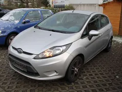 Polarsilber metallic Gebraucht 2010 Ford Fiesta Trend Kleinwagen | 6.850 € (Fairer Preis)