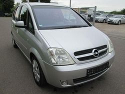 Silber Gebraucht 2004 Opel Meriva Basis Van / Kleinbus | 1.699 € (Fairer Preis)