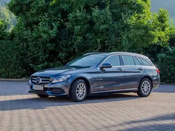 Grau Gebraucht 2016 Mercedes C200 Avantgarde Kombi | 13.000 € (Fairer Preis)