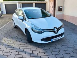 Weiß Gebraucht 2013 Renault Clio IV Kleinwagen | 6.900 € (Etwas zu teuer)