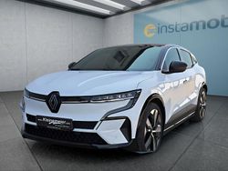 Weiß Gebraucht 2023 Renault Mégane Limousine | 33.249 € (Etwas zu teuer)