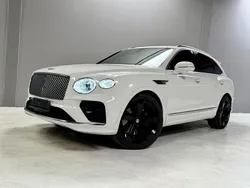 Weiß Gebraucht 2021 Bentley Bentayga Mulliner SUV | 139.444 €
