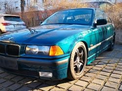Grün Gebraucht 1996 BMW 328 Coupé | 14.900 €
