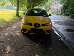 Gelb Gebraucht 2007 Seat Ibiza Kleinwagen | 1.550 € (Fairer Preis)