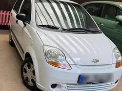 Weiß Gebraucht 2010 Chevrolet Matiz Kleinwagen | 1.500 €