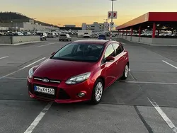 Rot Gebraucht 2010 Ford Focus Titanium Limousine | 2.500 € (Guter Preis)