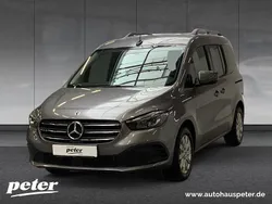 Chromitgrau metallic Gebraucht 2025 Mercedes T180 Progressive Van / Kleinbus | 35.105 € (Teuer)