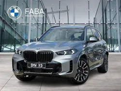 Grau Neu 2025 BMW X5 M Sport SUV | 98.980 € (Superpreis)