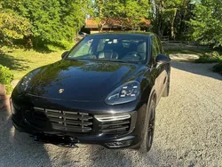 Schwarz Gebraucht 2014 Porsche Cayenne Turbo SUV | 36.500 € (Etwas zu teuer)