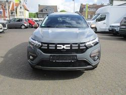 Grau Neu 2025 Dacia Jogger Extreme Van / Kleinbus | 28.430 € (Fairer Preis)