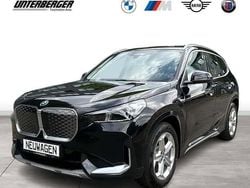 Schwarz Neu 2025 BMW iX1 Luxury Line SUV | 49.590 € (Superpreis)