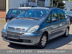 Grau Gebraucht 2007 Citroën Xsara Picasso Exclusive Van / Kleinbus | 1.999 € (Fairer Preis)