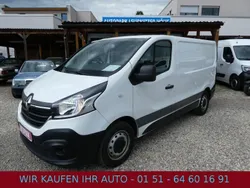 Weiß Gebraucht 2021 Renault Trafic Komfort Van | 9.990 € (Guter Preis)