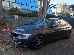 Grau Gebraucht 2013 BMW 320 Sport Line Limousine | 12.990 € (Fairer Preis)