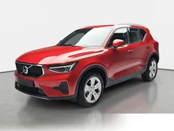 Metallic Gebraucht 2024 Volvo XC40 Core SUV | 33.440 € (Fairer Preis)