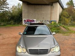 Silber Gebraucht 2005 Mercedes C220 Kombi | 2.100 € (Teuer)